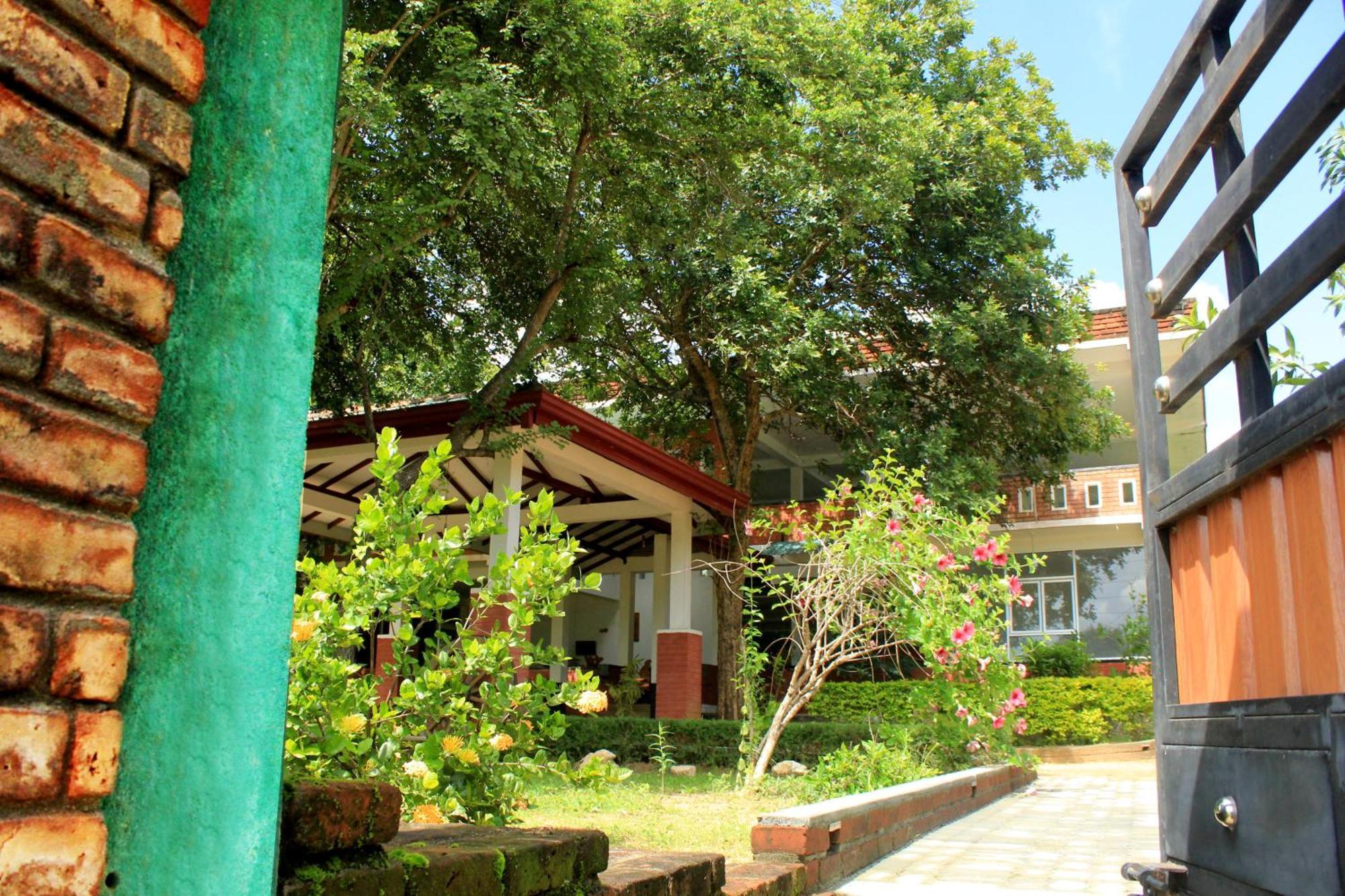 Green Hut Nature Resort Sigirija Zewnętrze zdjęcie
